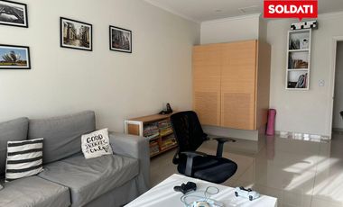 Casa en La Lomada, ENERO impecable. 4 cuartos, piscina, play. Consulte diciembre