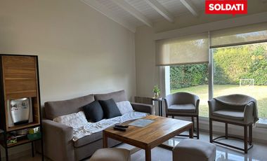 Casa en La Lomada, ENERO impecable. 4 cuartos, piscina, play. Consulte diciembre