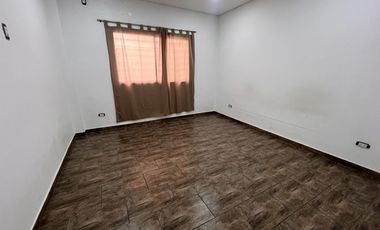 CASA ALQUILER CASTELAR