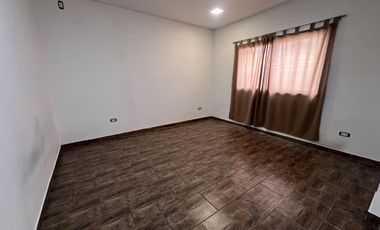 CASA ALQUILER CASTELAR