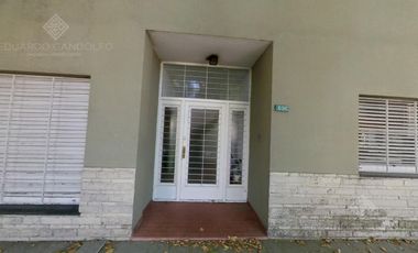 OPORTUNIDAD!! 3 amb con garage a 100 mts de la Avda y 300 del FCGR- Apto Crédito - Vta Dta!!!