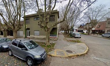 OPORTUNIDAD!! 3 amb con garage a 100 mts de la Avda y 300 del FCGR- Apto Crédito - Vta Dta!!!