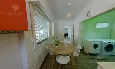 OPORTUNIDAD!! 3 amb con garage a 100 mts de la Avda y 300 del FCGR- Apto Crédito - Vta Dta!!!