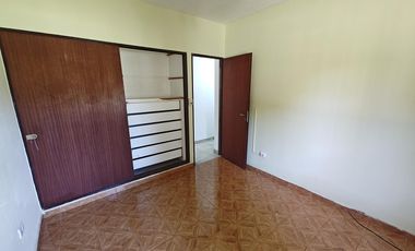 Departamento en Isidro Casanova