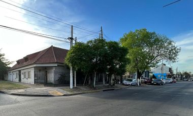 Tres Propiedades en Venta en Av. Victorica