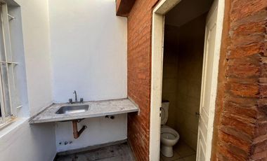 PH de 5 ambientes con dos cocheras en Venta en el centro de Wilde