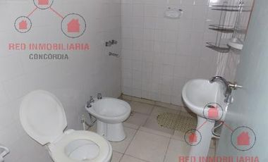 Casa en  Villa Adela, con dos dormitorios, baño, cocina, living, entrada para auto, patio. Buen estado en general.-
