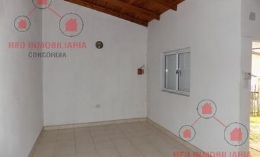 Casa en  Villa Adela, con dos dormitorios, baño, cocina, living, entrada para auto, patio. Buen estado en general.-