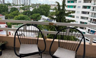 Impecable, Apto Credito, Con estacionamiento y 3 habitaciones