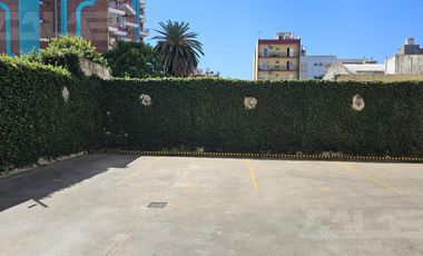 Alquiler Departamento 2 ambientes, con cochera en Moron Sur