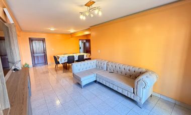 Hermoso departamento de 3 dormitorios, dependencia y cochera en Barrio Norte