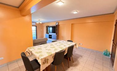 Hermoso departamento de 3 dormitorios, dependencia y cochera en Barrio Norte