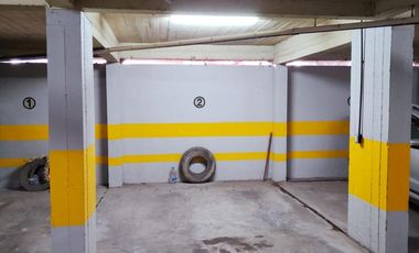 Hermoso departamento de 3 dormitorios, dependencia y cochera en Barrio Norte