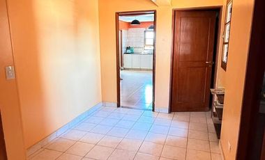 Hermoso departamento de 3 dormitorios, dependencia y cochera en Barrio Norte