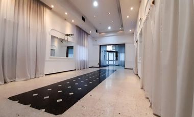 Venta Local en Lanús Este Salón de 380m2