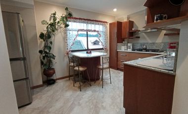 Departamento de arriendo en Hospital del IESS – código:17683