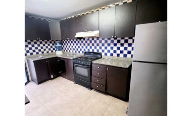 Se Alquila Apto en.Punta Paitilla