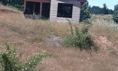 Parcela Casa Semi terminada con 5000 M2