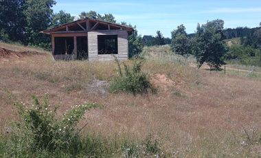 Parcela Casa Semi terminada con 5000 M2