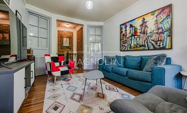 Casa en Venta en ESPECTACULAR CASA DE DOS TERRENOS EN PASAJE PRIVADO