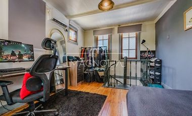 Casa en Venta en ESPECTACULAR CASA DE DOS TERRENOS EN PASAJE PRIVADO