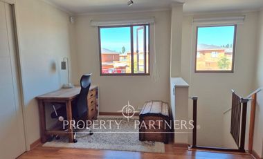 Hermosa Casa en uno de los mejores barrios de Buin/Linderos: Valle Araucarias