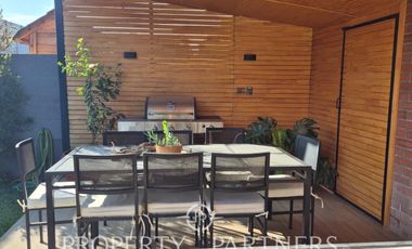 Hermosa Casa en uno de los mejores barrios de Buin/Linderos: Valle Araucarias