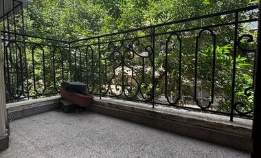 Depto. de 100 m2 cub. con Balcón, depend. baulera, terraza de uso comun. A REFACCIONAR!