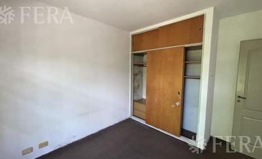 Alquiler PH  3 ambientes con patio en Villa Dominico