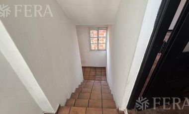 Alquiler PH  3 ambientes con patio en Villa Dominico