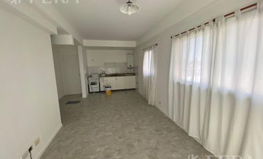 Alquiler departamento 2 ambientes con balcón en Pinar de Wilde