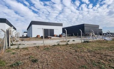 Galpón en Venta Parque Industrial Polo 52 de  3046 m2  Equipado y con Financiación