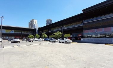 LOCALES EN RENTA  EN PLANTA ALTA EN  CARRETERA FEDERAL 57  QUERÉTARO-MÉXICO.