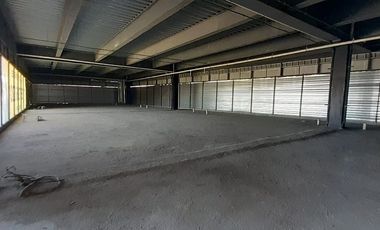 LOCALES EN RENTA  EN PLANTA ALTA EN  CARRETERA FEDERAL 57  QUERÉTARO-MÉXICO.