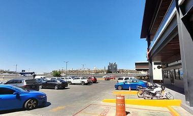 LOCALES EN RENTA  EN PLANTA ALTA EN  CARRETERA FEDERAL 57  QUERÉTARO-MÉXICO.