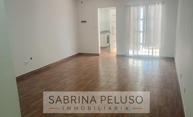 ALQUILER PH MONOAMBIENTE AMPLIO -Villa Gobernador Udaondo/ ITUZAINGO