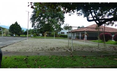 VENTA CASA CAMPESTRE AMOBLADA EN LA TEBAIDA-SECTOR CLUB CAMPESTRE