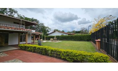 VENTA CASA CAMPESTRE AMOBLADA EN LA TEBAIDA-SECTOR CLUB CAMPESTRE