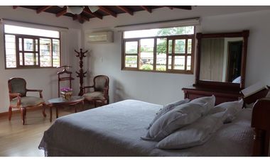 VENTA CASA CAMPESTRE AMOBLADA EN LA TEBAIDA-SECTOR CLUB CAMPESTRE