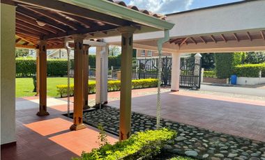 VENTA CASA CAMPESTRE AMOBLADA EN LA TEBAIDA-SECTOR CLUB CAMPESTRE