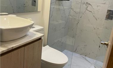 Arriiendo Casa de dos niveles en Conjunto Cerrado en Cajica .