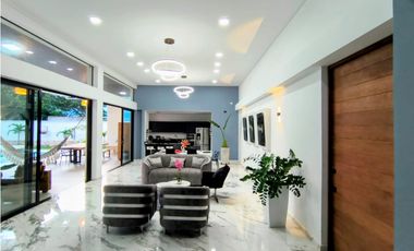 CASA CAMPESTRE EN VENTA - CARTAGO