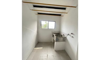 SE ARRIENDA APARTAMENTO DUPLEX TERCER PISO EL RETIRO TULU