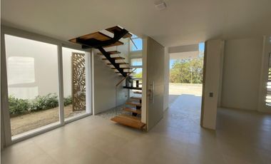 Venta de casa en construcción en Bellohorizonte - Santa Marta