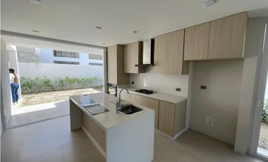 Venta de casa en construcción en Bellohorizonte - Santa Marta