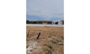 SAMBORONDON CIUDAD CELESTE VENDO/ ALQUILO TERRENO COMERCIAL 3.015 M2