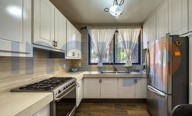 Casa en Venta en Tequisquiapan (Incluye 2 casas y 4 locales comerciales)