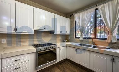 Casa en Venta en Tequisquiapan (Incluye 2 casas y 4 locales comerciales)