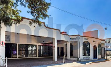 Casa en Venta en Tequisquiapan (Incluye 2 casas y 4 locales comerciales)