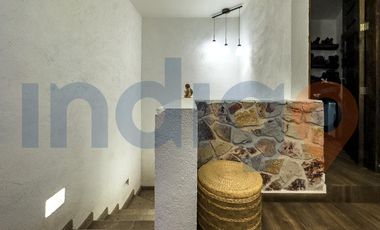 Casa en Venta en Tequisquiapan (Incluye 2 casas y 4 locales comerciales)